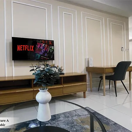 Chambers Signature Suites, Kuala Lumpur Room photo